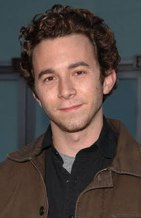 Aaron Himelstein as 