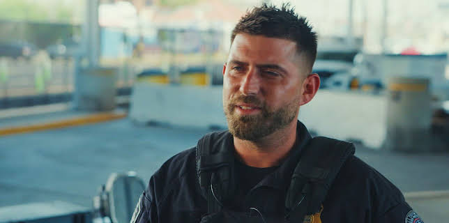 9:00 AM: Border Force America's Gatekeepers (S6 E2) (S6) | Dave | 12/2 2025