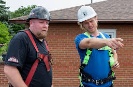 Holmes Family Rescue, Season 1: Renovation Paralysis