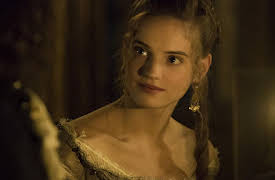 Versailles, Season 1: Episode 3