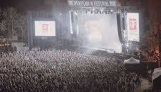 37°: Gemeinsam, laut und wild: Open Flair Festival