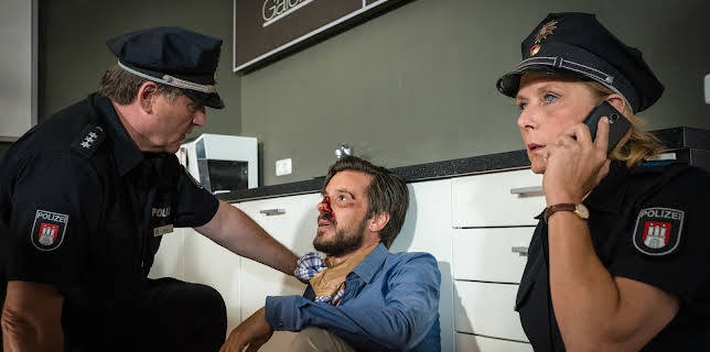 10:30: Notruf Hafenkante | ZDF | 12/23 2025