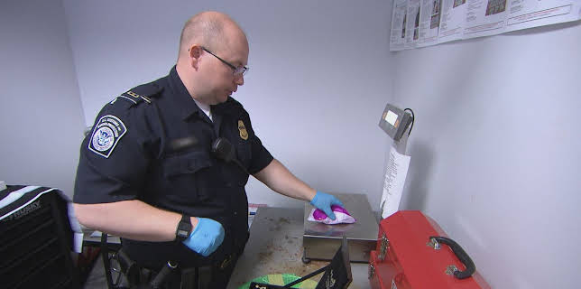 06:30: Border Patrol USA - Einsatz an der Grenze (S2 E14) (S2) | ProSieben Maxx | 6/21 2025