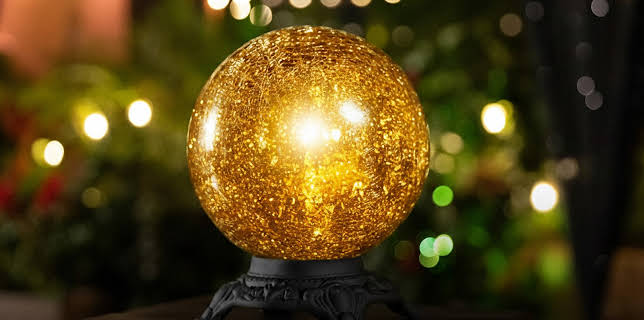 23:00: Paradise Hotel (S17 E42) (S17) | TV3 | 11/26 2025