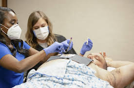 Dr. Mercy, Season 1: Armpit Fingers