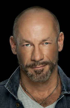 Bob Koherr as 