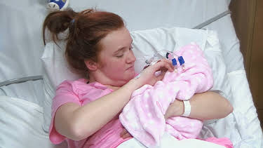 12:00 AM: One Born Every Minute (S8 E3) (S8) | W | 12/17 2025