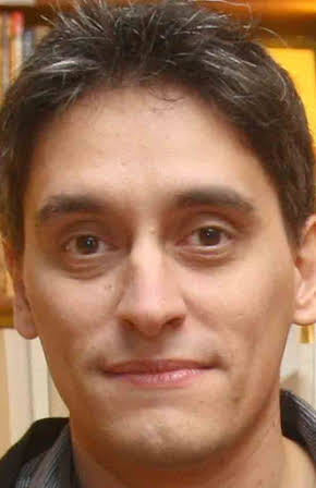 Marcel Barrena as Director