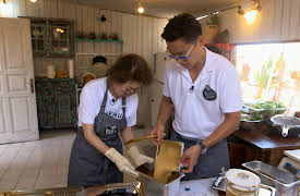 Youn's Kitchen: Episode 2