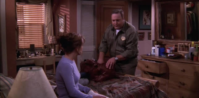 09:15: Kung av Queens (S3 E9) (S3) | TV6 | 11/23 2025