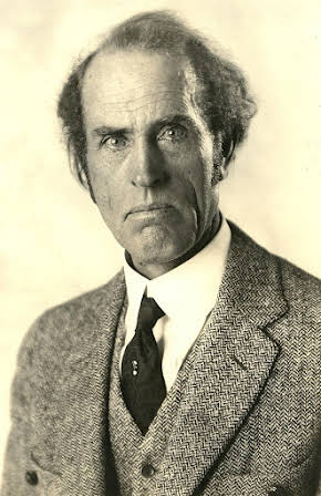 Nelson McDowell as 