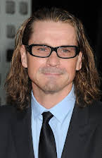 Kurt Sutter como 
