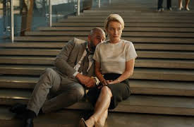 Mujeres de la noche: La jaula se abre