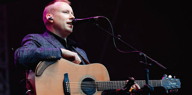 11:55 PM: Skipinnish Aig A' Chaisteal | BBC Alba | 11/23 2025