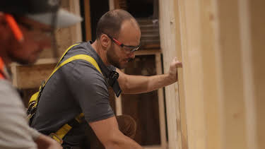 17:00: Farmhouse Facelift (S2 E6) (S2) | TV6 | 5/23 2026