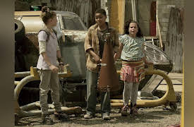 Annedroids Season 1: Helping Hand