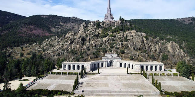 22:00: Das Erbe des Diktators - 50 Jahre Demokratie in Spanien | Arte | 11/11 2025