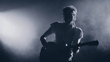 9:50 PM: Dire Straits: On The Night 1992 | Sky Arts | 4/3 2026