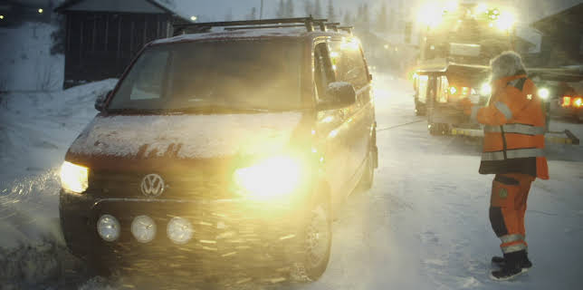 09:00: På glattisen (S5 E7) (S5) | Viasat 4 | 12/15 2025