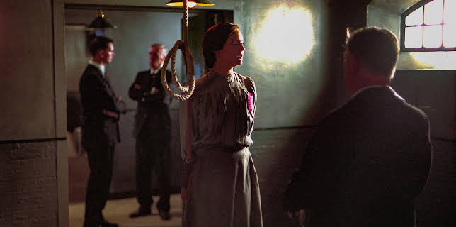 10:05: Poirot: Fem små griser: Fem små griser | NRK 2 | 3/19 2026