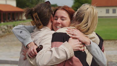 00:35: Gift ved første blikk – Danmark: Psykologen, sjekk inn og trekamp | NRK 2 | 4/17 2026