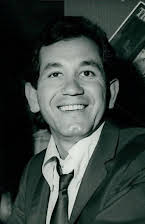 Trini López som Trini Lopez 
  
  
  (as Trini Lopez)