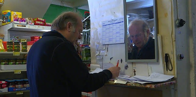 20:50: Ein hjartevarm handelsmann | NRK 2 | 11/2 2025