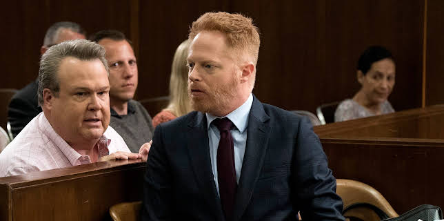 4:15 AM: Modern Family | E4 | 11/15 2025