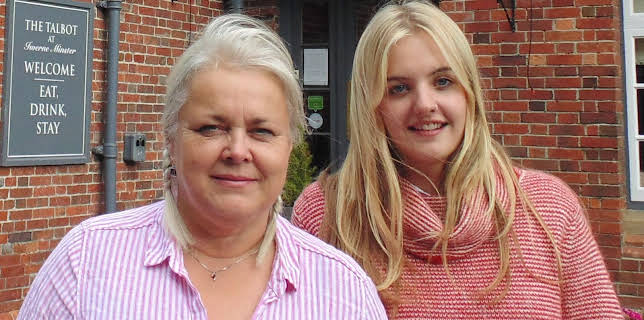 3:10 PM: Four in a Bed | More 4 | 1/16 2026