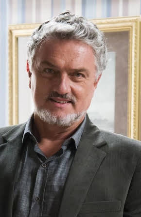 Werner Schünemann as 