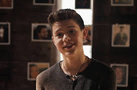 The Other Two, Season 1: Chase Gets the Gays