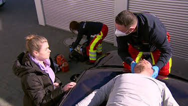 13:55: SOS - Retter im Einsatz (S1 E9) (S1) | RTL 2 | 10/23 2026