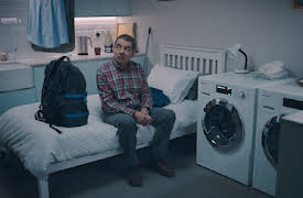 Man Vs Bee: Kapitel 2