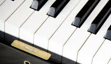 Así se hace: Utensilios de madera, frigoríficos, mocasines y taladros eléctricos