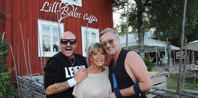 14:00: Camping queens - andra sommaren | TV4 Fakta | 8/10 2025