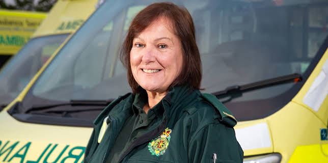 2:15 AM: 999: On the Front Line | More 4 | 11/10 2025