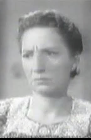 Conchita Gentil Arcos as 