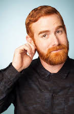 Andrew Santino som 