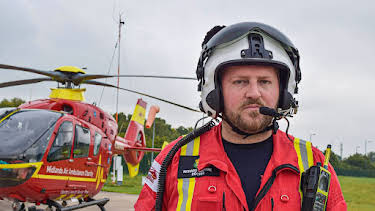 10:00 PM: Ambulance: Code Red (S1 E6) (S1) | 5 Star | 12/22 2025