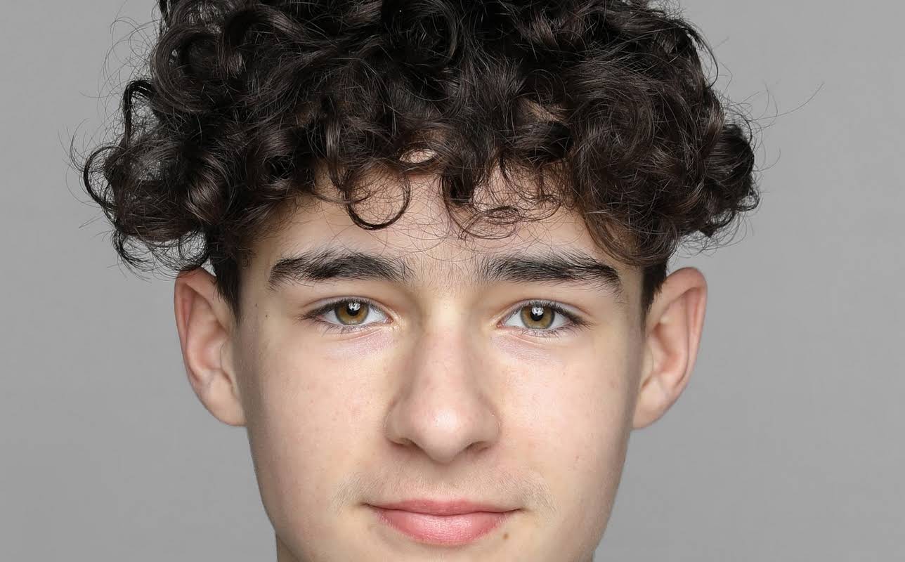 Edan Hayhurst