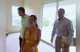 House Hunters: Best of the Southwest Volume 1: Newlyweds At Odds Over Home