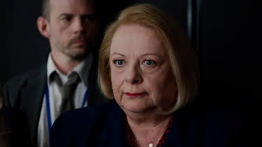 23:05: Parlament (S04/E04) | One | 8/6 2026