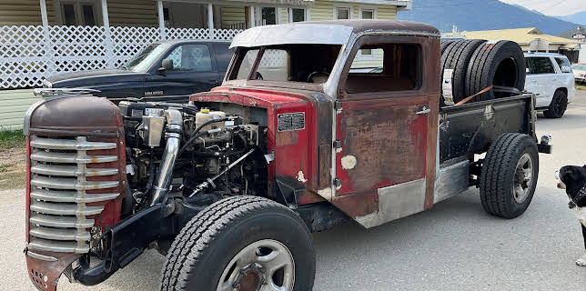 13:00: Rust Valley Restorers (S5 E6) (S5) | TV10 | 12/14 2025