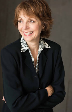 Nancy Linari as 