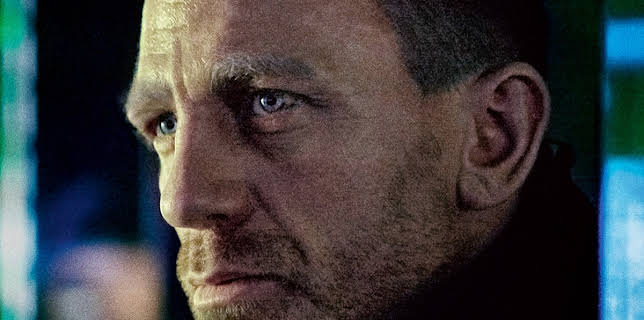 22:00: Skyfall | Canal Decasa | 12/12 2025