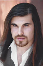 Luke Gregory Crosby som 