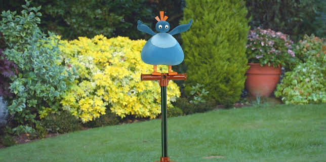 9:35 AM: Twirlywoos (S3) | Cbeebies | 2/18 2026