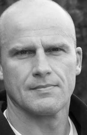 Andrew Pleavin as 