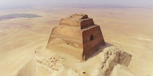 04:15: Die Pyramiden | ZDFinfo | 12/20 2025