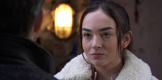 7:00 PM: Hollyoaks | E4 | 12/17 2025